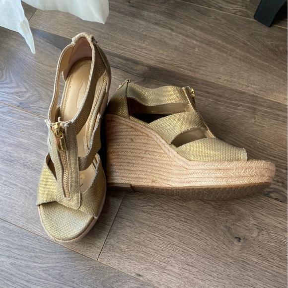 🛍️Michael Michael Kors Damita Platform Wedge Sandals - Picture 7 of 8